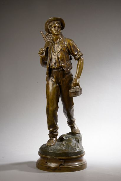 null Maurice CONSTANT (1875 - 1910).
Le vendangeur.
Bronze à patine brune, signé....