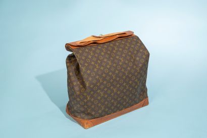 null LOUIS VUITTON. 
Sac de voyage "Steamer bag" en toile enduite Monogram et cuir...