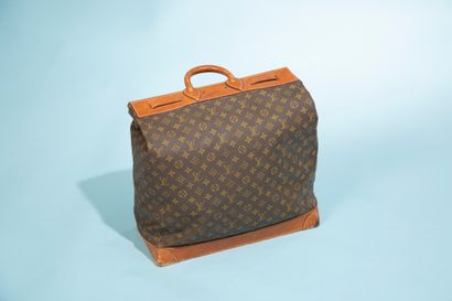 null LOUIS VUITTON. 
Sac de voyage "Steamer bag" en toile enduite Monogram et cuir...