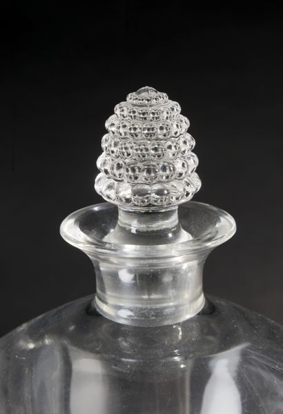 null René LALIQUE (1860 - 1945).
Part of a glass service in crystal model "Nippon"...