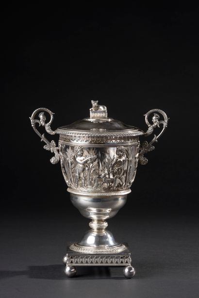 Important silver jam cup 950 thousandth,...