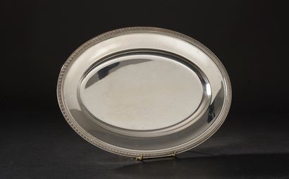 CHRISTOFLE.
Oval dish in silver plated metal...