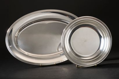 CHRISTOFLE.
An oval dish and a circular bowl...