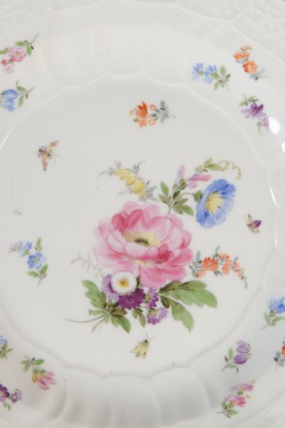 null MEISSEN.
Important part of a porcelain table service stamped in imitation of...