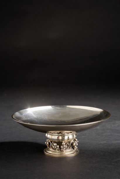 null Georg JENSEN (Radvad, 1866 - Radvad, 1935).
Coupe circulaire lègérement concave...