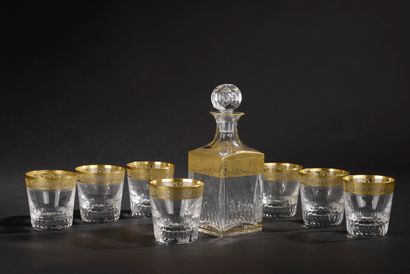 null SAINT-LOUIS. 
Seven whisky glasses and a carafe model "Thistle", out of cut...