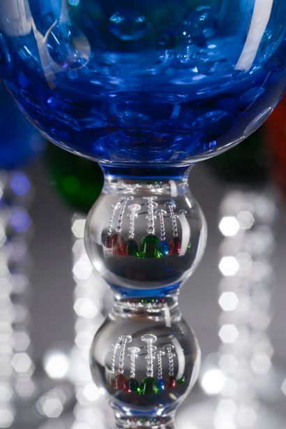 null SAINT-LOUIS.
Douze verres à vin du Rhin, modèle "Bubble" en cristal de couleur...