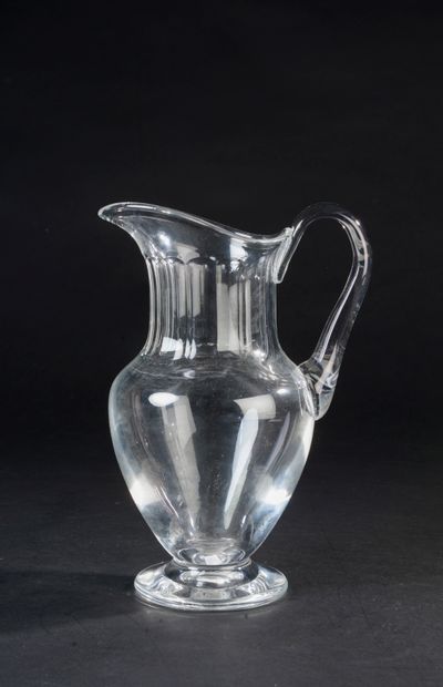 null SAINT-LOUIS.
Crystal decanter, the neck with cut sides, model "Caton".
Height....