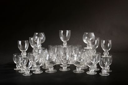 LALIQUE.
Part of service of crystal glasses...