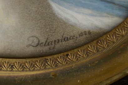 null Jacques DELAPLACE (1767-1831).
Femme au collier de perles, 1826.
Miniature ovale...