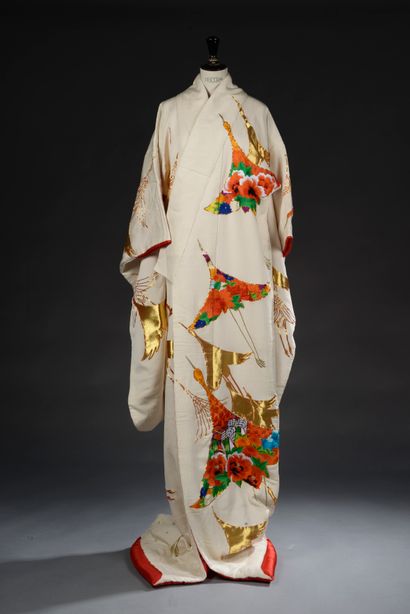 JAPON - XXe siècle. 
Kimono de mariage dit...
