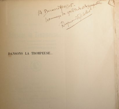 null ESCHOLIER (Raymond). Dansons la trompeuse. Paris, Grasset, 1919. 
In-12 broché,...