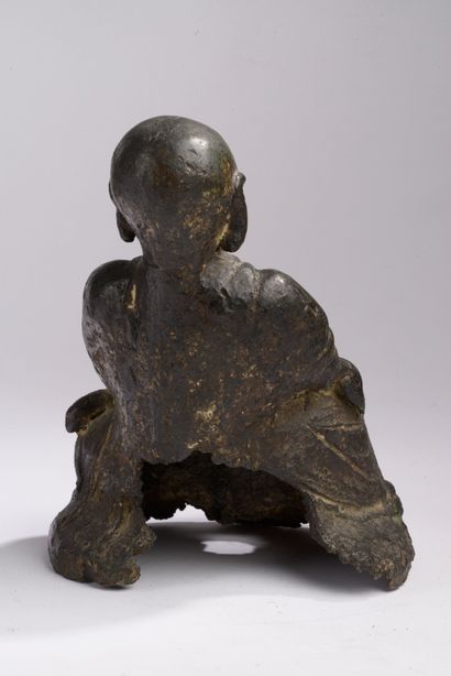 null CHINE - Dynastie MING (1368 - 1644)
Statuette de Budai en bronze à patine brune...