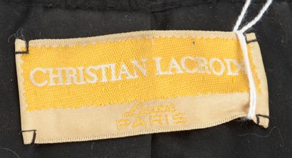 null CHRISTIAN LACROIX Luxe - T. : 38
Ensemble en coton mélangé noir, le tissu gauffré...