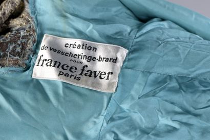 null Création de Vesscheringe-Brard pour FRANCE FAVER - T. : 40
Robe longue en mousseline...