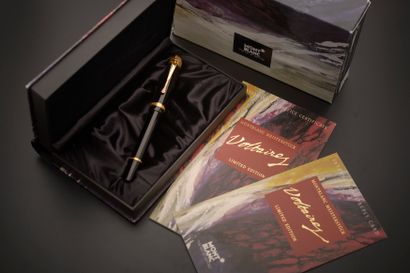 null MONTBLANC "Voltaire".
Fountain pen, the body in black resin, the attributes...
