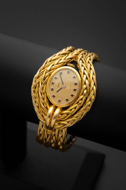 AZUR.
Ladies' wristwatch in 18k yellow gold,...