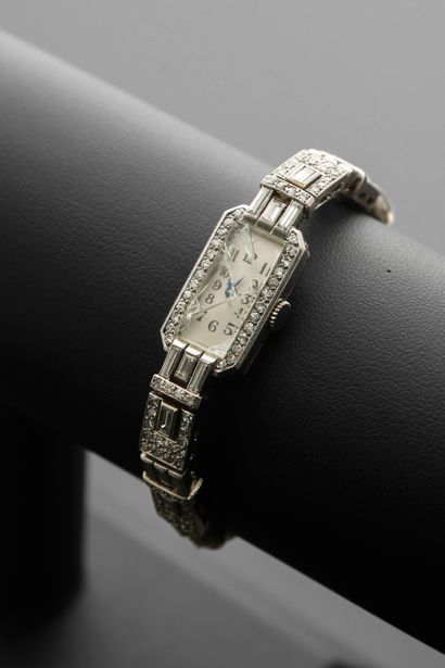 Lady's wristwatch in platinum 850 thousandths,...