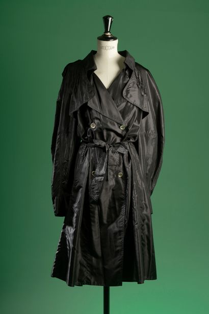 CHANEL. 
Black windbreaker trench coat, notched...