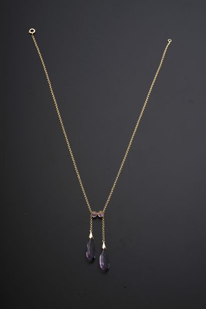 null Collier négligé en or rose 14k serti des pierres violettes de taille ronde et...