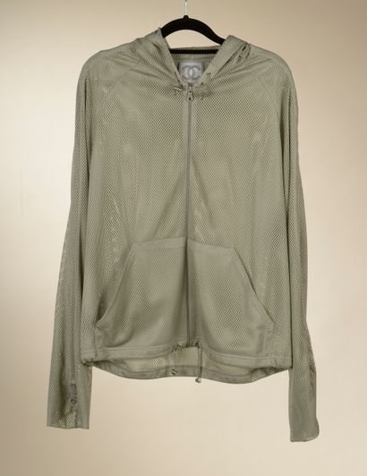 null CHANEL.
Sport jacket in openwork fabric gray-water green, short, two pockets...