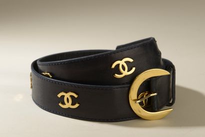CHANEL. 
Blue leather belt decorated with...