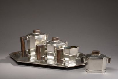 Silver-plated tea service with cut sides,...