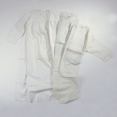Lot including three cotton nightgowns (stains)...