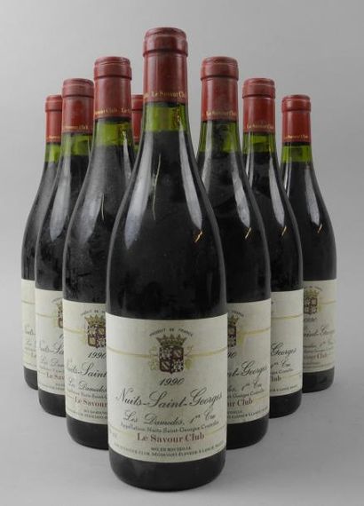 null 10 Bouteilles NUITS-ST-GEORGES "Les Damodes", Savour Club 1990