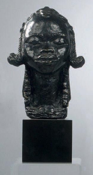 Maguerite Anne de BLONAY (Zinsviller, 1897 - 1966) Visage de femme africaine Bronze...