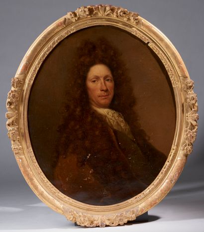 null Attribué à Joseph VIVIEN (1657-1734).
Portrait d'homme en longue perruque. 
Huile...