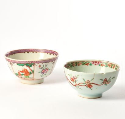 CHINA.
Two small enameled porcelain bowls,...