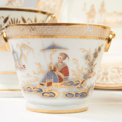 null Set comprising five items: 
- a commemorative white and gold Minton porcelain...