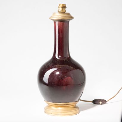 null CHINA.
Eggplant enameled porcelain bottle vase (mounted as a lamp), metal frame.
19th...