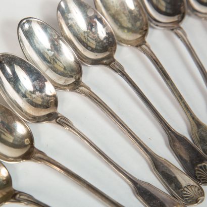 null Twelve moka spoons in silver 950 thousandths shell model and seven small spoons...