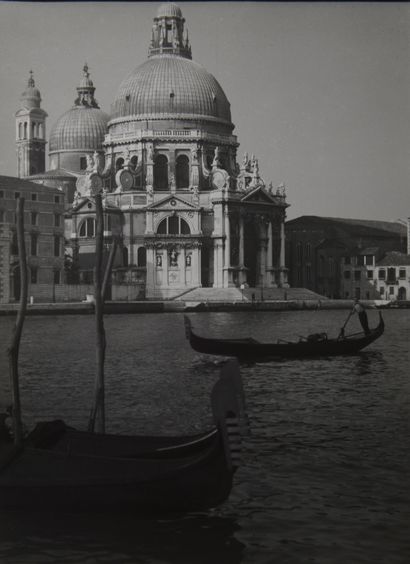 null Jan LAUSCHMANN (1901-1991).
Basilica of Santa Maria della Salute. Venice, circa...
