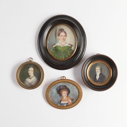 null Set of four miniatures: 

- Fernand PAILLET (1850-1918), Portrait de femme,...