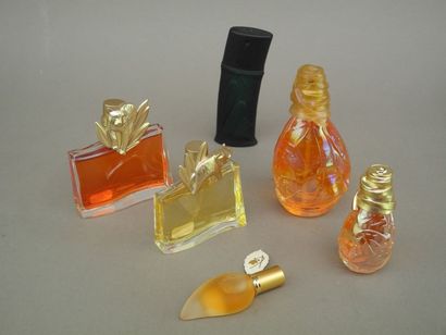 null KENZO Six flacons d'eau de parfum dont "Jungle éléphant" (30 ml), "Jungle tigre"...