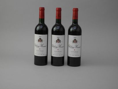 null 3 Bouteilles CH. MUSAR, Vallée de la Bekaa 2001