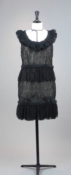 Christophe Josse - Haute Couture / Robe courte en soie et dentelle noire. / T.42