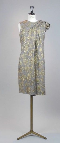 Christophe Josse - Haute Couture /Robe courte en laine, polyester et soie grise avec...