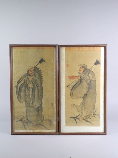 null Ecole chinoise / Pèlerins / Deux peintures sur textile, signature et cachet...