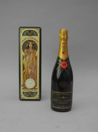 null 1 bouteille CHAMPAGNE "Brut impérial", Moët & Chandon 1990 (boîte métal)
