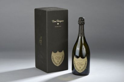 null 1 bouteille Champagne "Dom Pérignon" Moët et Chandon 2005 coffret