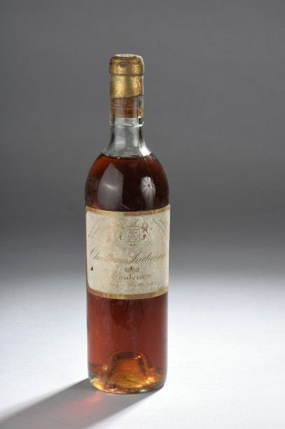 null 1 bouteille ch. Suduiraut, 1° cru Sauternes 1962 (MB, étiquette fanée)
