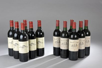 null 12 bouteilles Haut-Médoc divers (6 Moulin Du Breuil 1990 et 6 La Fleur Olivier...
