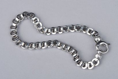 null Fin BRACELET en or gris 18K à maillons anneaux se chevauchant réunis par de...