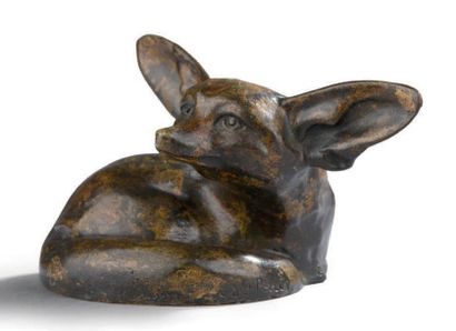 Edouard-Marcel SANDOZ (Bâle, 1881 - Lausanne, 1971) Fennec couché.
Bronze à la cire...