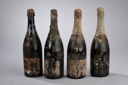 null 4 bouteilles CHAMPAGNE très vieux (se, 2MB, 1 de 1937 belle couleur bon niveau...