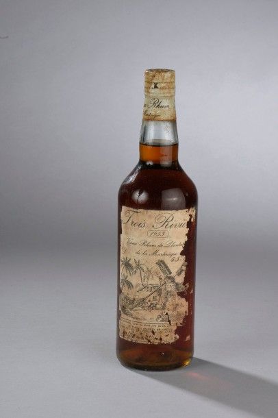 null 1 bouteille RHUM Trois Rivières 1953 (ea)